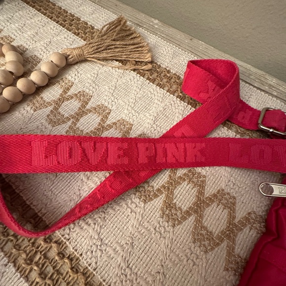 PINK Victoria's Secret Hot pink satin Crossbody Bag! Perfect condition! - Picture 8 of 8